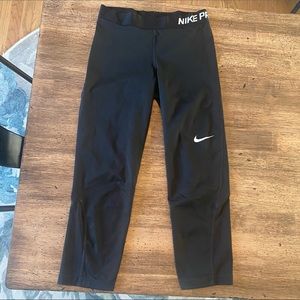 Capri Nike Leggings